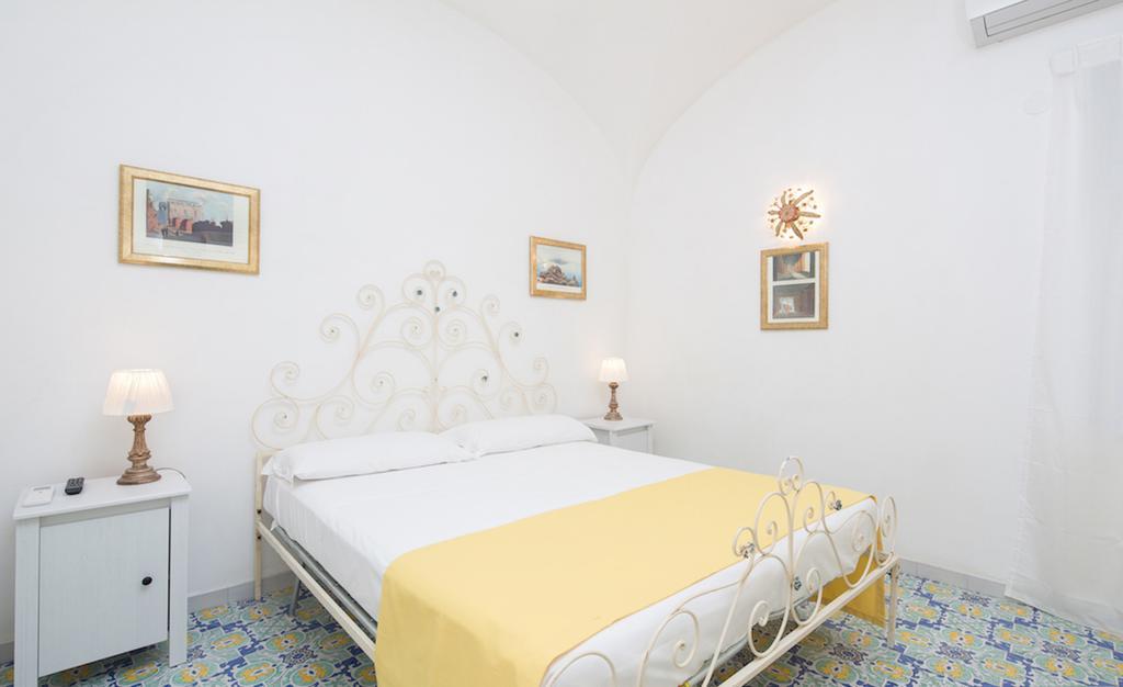 Marlin Guest House Капри Стая снимка