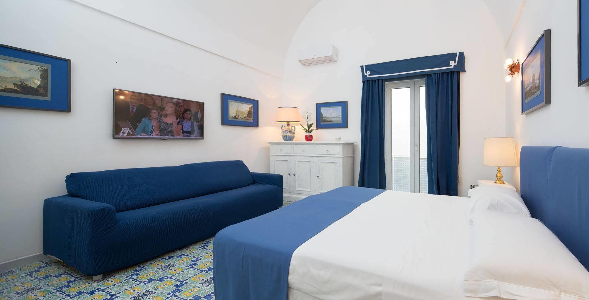 Marlin Guest House Капри Екстериор снимка