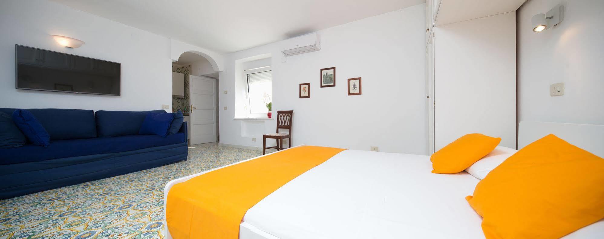 Marlin Guest House Капри Екстериор снимка